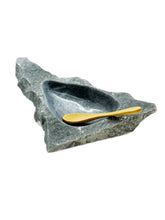 STONE CENTERPIECE / RARE GRAY YULE MARBLE