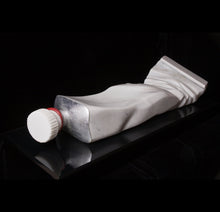  MARBLE SCULPTURE SHOWING THE POWER OF EXPRESSION