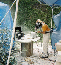 robin at work D KNOT 3